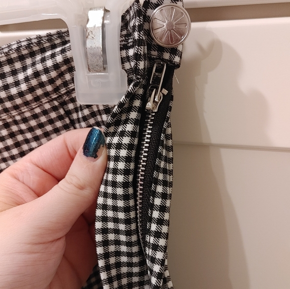 Delia*s Gingham Pleated Skirt - Picture 5 of 5